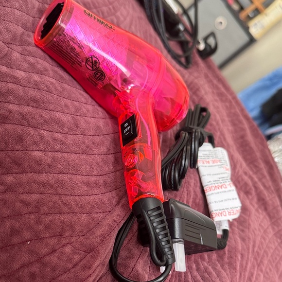 amika Pink Hair Dryer - Picture 1 of 4